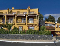 Apartamentos Breñas Garden