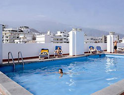 Apartamentos Girasol