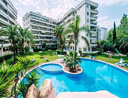 Apartamentos Jardines Paraisol