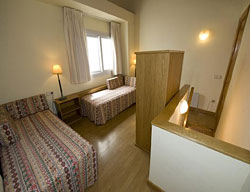 Apartamentos Pessets Adelaida