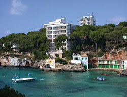 Apartamentos Pinos Playa