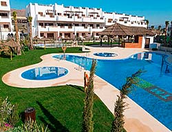 Aparthotel Satélites Park