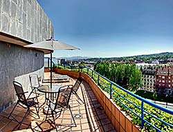 Aparthotel Silken Campus
