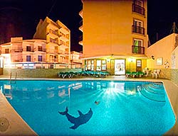 Hostal Adelino