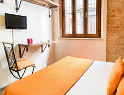 Hostal Equity Point Girona
