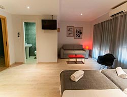Hostal Rooms Deluxe