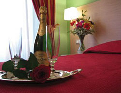 Hotel 207 Inn