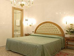 Hotel Antica Casa Carettoni