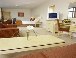 Hotel Green Isle Conference & Leisure