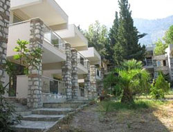 Hotel Greenpark Suites