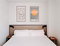 Hotel Kris Abadía