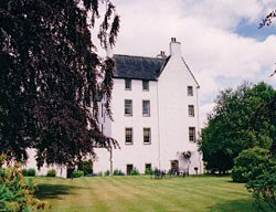 Hotel Macdonald Houstoun House