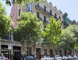 Hotel Petit Palace Museum
