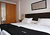 Hotel Room, 2 estrellas