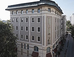 Hotel Senator