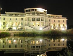 Hotel Senators Park