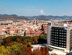 Hotel Tres Reyes Iruña Palace