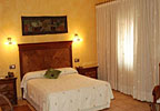 Hotel L' �gora