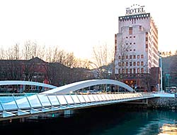 Hotel Silken Amara Plaza