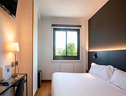 Hotel Tryp Sancho Ramirez