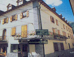 Apartamentos Serrano