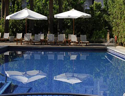 Hotel Aimia