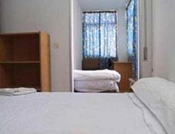 Hostal - Residencia Jacinto Benavente