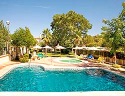 Hotel La Cueva Park