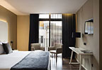 Hotel Advance