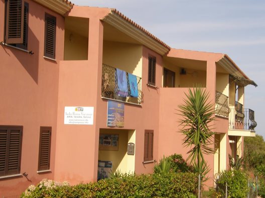 Viaje Cerdeña Appartamenti Paduledda Viaje Cerdeña Appartamenti Paduledda%>