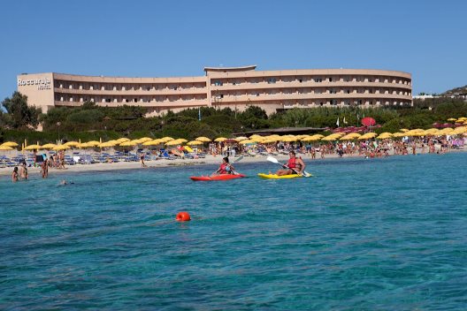 Viaje Cerdeña Hotel Club Esse Roccaruja Viaje Cerdeña Hotel Club Esse Roccaruja%>
