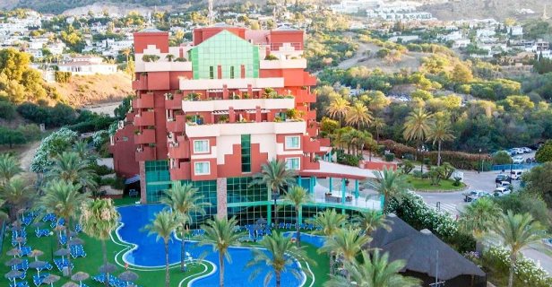 Hotel Holiday Riwo